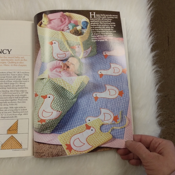 BOOK Vintage Simplicity Quick & Quilted Projects, includes Uncut pull-ou… - Picture 12 of 13